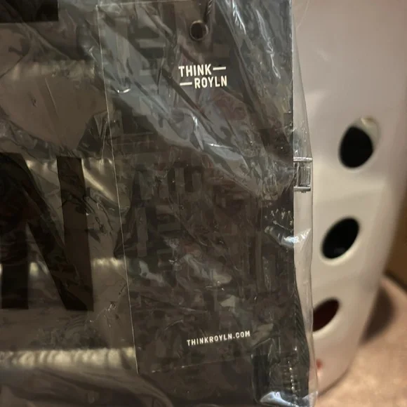 Royln Black Bag New in Bag - Picture 3 of 5